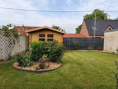 création-massifs-plantation-plantes-gazon-clôture-portillon-portail-espaces-verts-entretien